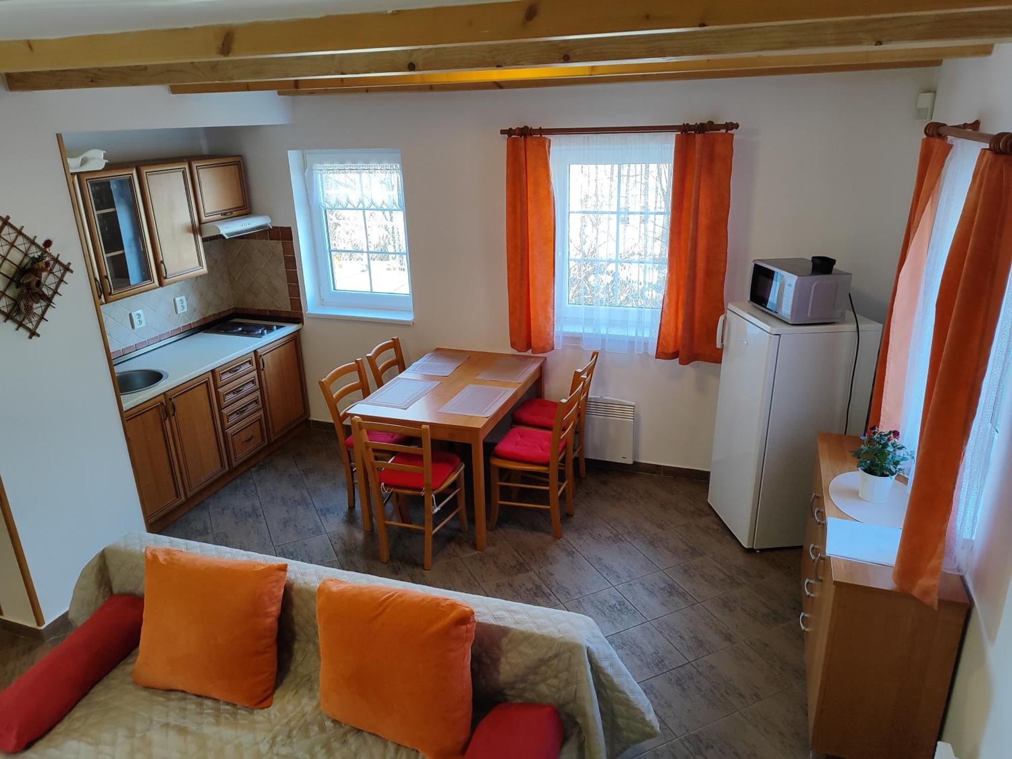 Chaty Kolodeje - Ubytovani U Reky V Soukromem Arealu-Orange Kolodeje nad Luznici Esterno foto