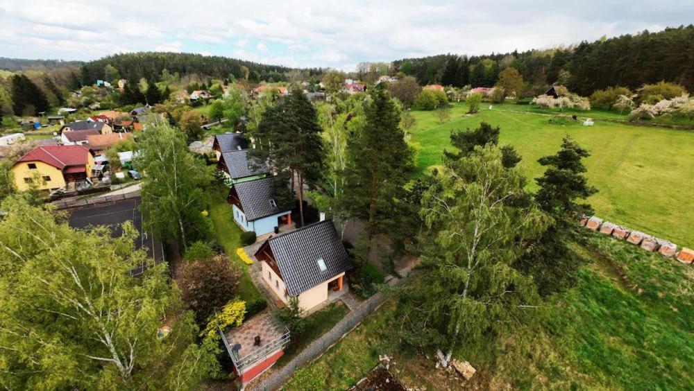 Chaty Kolodeje - Ubytovani U Reky V Soukromem Arealu-Orange Kolodeje nad Luznici Esterno foto